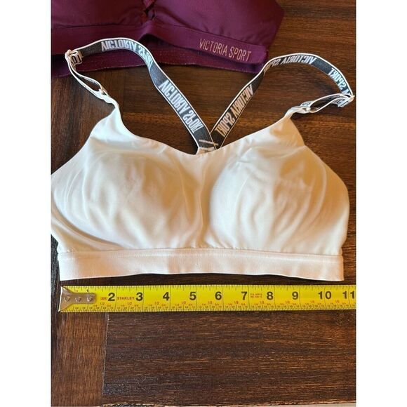 Set of 2 Victoria’s Secret sports bras size 32C - Picture 2 of 9